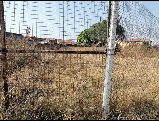 LAND FOR SALE IN ZAKARIYYA PARK